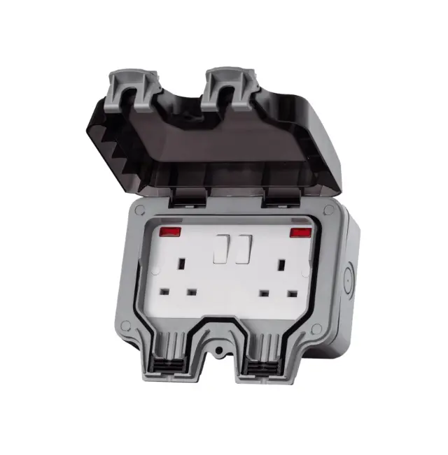 [25WP6.32Wced(wp22)] Socket 2g IP66 Black WPS213