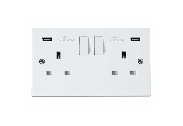[25A3CP780] Polar Skt 2g 13a + Usb PRW780