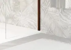 Wall Profile With Seal Bronze