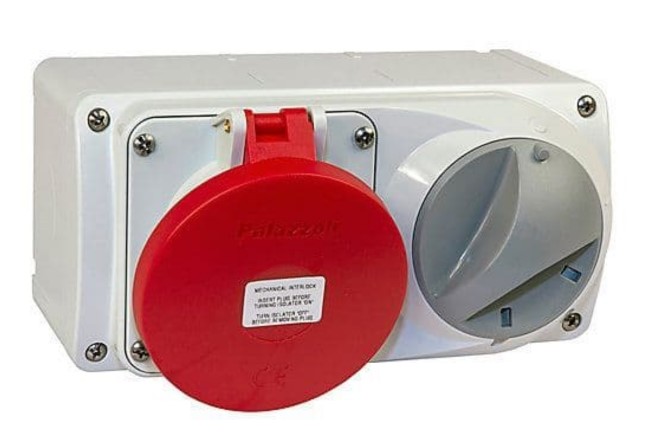 [28PR32K1A1] Ind Red 32a 415v Sw Skt Fem PM32/454246LW 