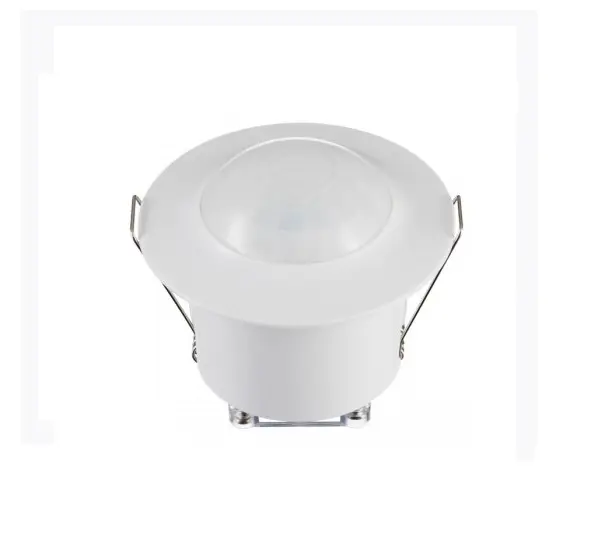 Pir Flush Medium SureTg 6m IP44 (200w Led) ManOv 2YR 60mm