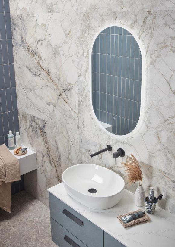 Beta50 Oval Mirror Led 50x80